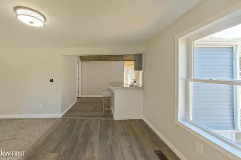 8129 N State Rd, Davison, MI 48423 photo 3