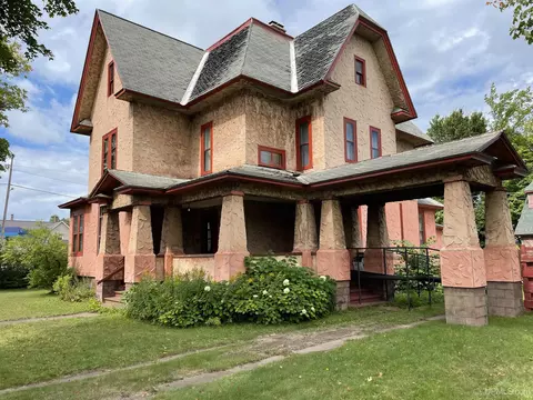 103 E Main, Negaunee, MI 49866