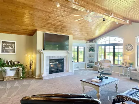 4014 D, Bark River, MI 49807 photo 13