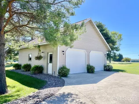4014 D, Bark River, MI 49807 photo 5