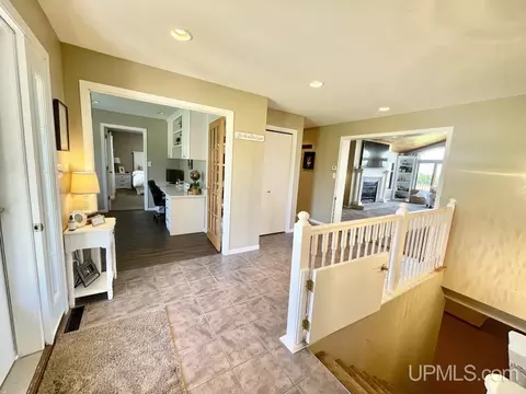 4014 D, Bark River, MI 49807 photo 10
