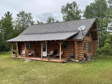W8207 Old 69, Iron Mountain, MI 49801