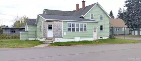 25745 Division, Calumet, MI 49913