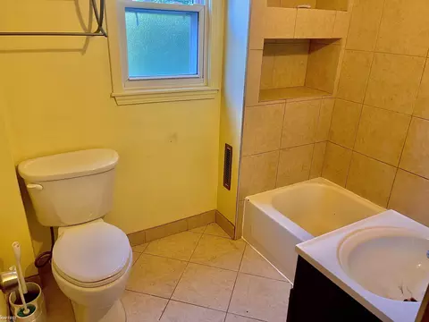 3046 Kettering, Flint, MI 48507 photo 8