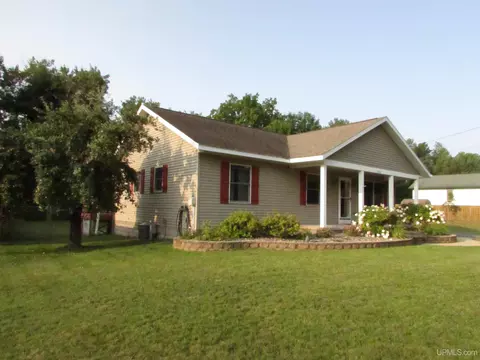 2233 Huron, Marquette, MI 49855