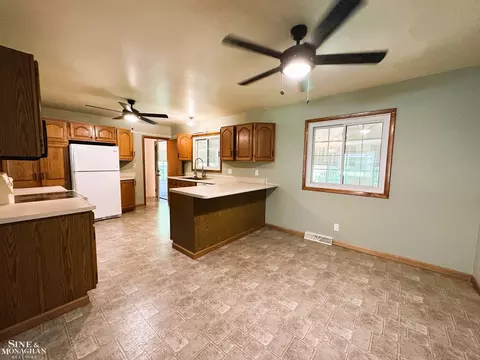 154 Westmore Loop, Yale, MI 48097 photo 16