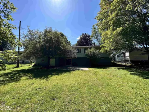 154 Westmore Loop, Yale, MI 48097 photo 2