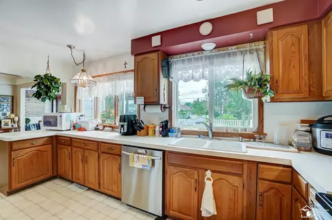 348 Ruff, Monroe, MI 48162 photo 20