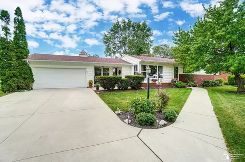 348 Ruff, Monroe, MI 48162 photo 8