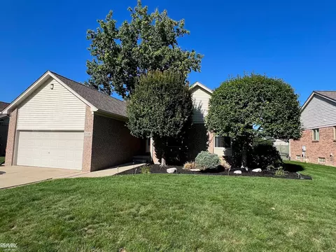 27281 Telstar, Chesterfield, MI 48051