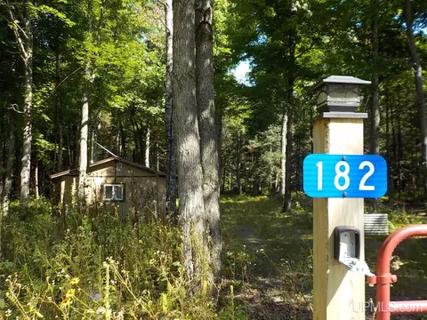 182 Wests, Amasa, MI 49903 photo 35