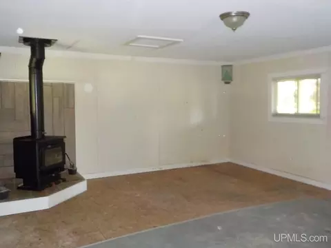 182 Wests, Amasa, MI 49903 photo 10