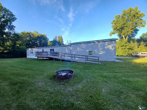 6762 S Ainger, Olivet, MI 49076 photo 5