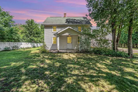 2819 Washburn, Vassar, MI 48768