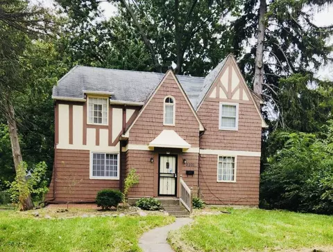 2201 Brownell, Flint, MI 48504
