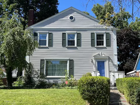 724 Kensington, Flint, MI 48503