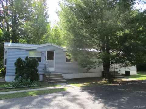 25283 W M64, Ontonagon, MI 49953