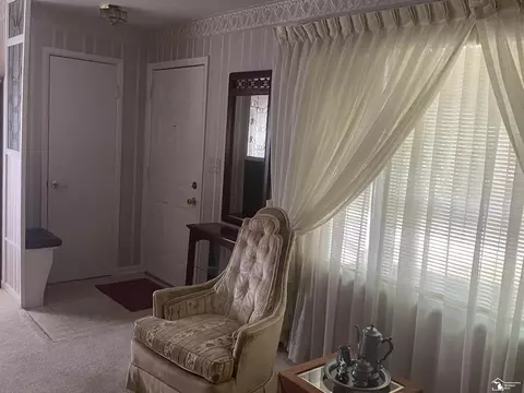 816 Bentley, Monroe, MI 48162 photo 7