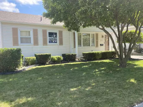 816 Bentley, Monroe, MI 48162