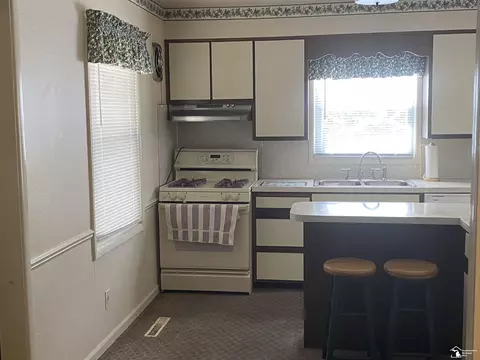 816 Bentley, Monroe, MI 48162 photo 10