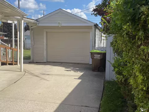 816 Bentley, Monroe, MI 48162 photo 38