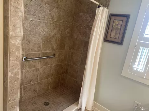 816 Bentley, Monroe, MI 48162 photo 32