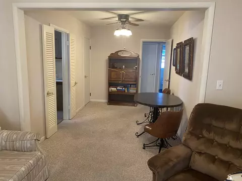 816 Bentley, Monroe, MI 48162 photo 15