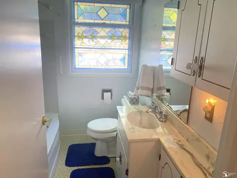 816 Bentley, Monroe, MI 48162 photo 21