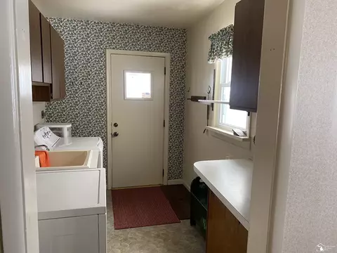 816 Bentley, Monroe, MI 48162 photo 34