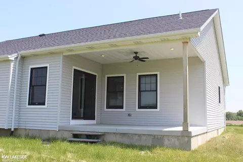 2197 Capac, Allenton, MI 48002 photo 37