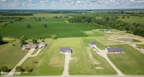 2197 Capac, Allenton, MI 48002 photo 41
