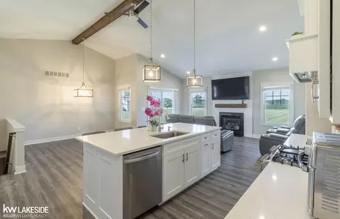 2197 Capac, Allenton, MI 48002 photo 16