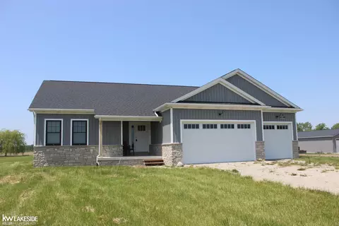 2197 Capac, Allenton, MI 48002 photo 42