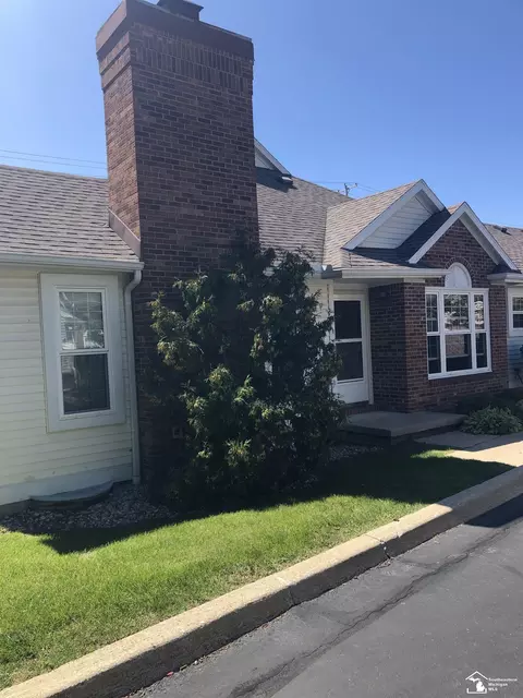 5830 E Dunbar #A-2, Monroe, MI 48161