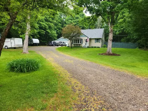 138 Kellstrom, Iron River, MI 49935