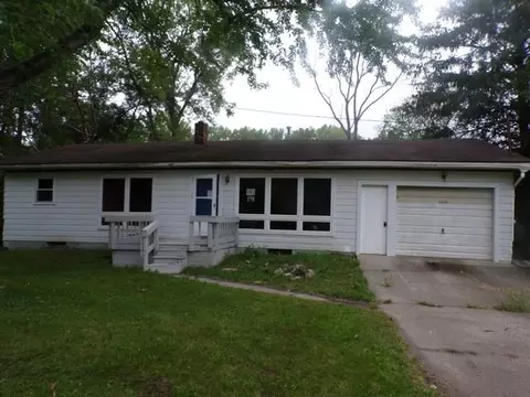 5826 Stroebel, Saginaw, MI 48609