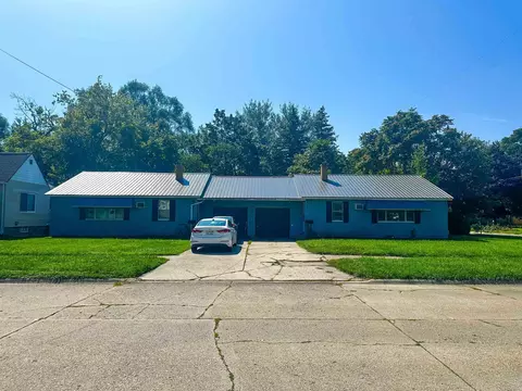 1645 Birney, Saginaw, MI 48602
