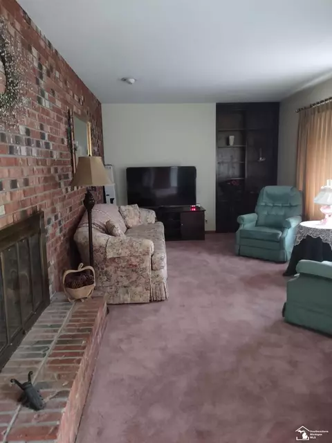 12870 Maxwell, Carleton, MI 48117 photo 4