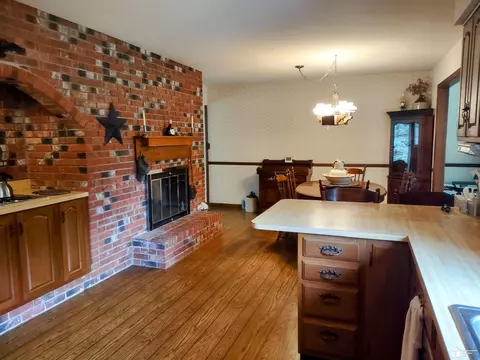 12870 Maxwell, Carleton, MI 48117 photo 5