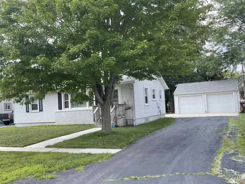 1277 Lavender, Monroe, MI 48162 photo 3