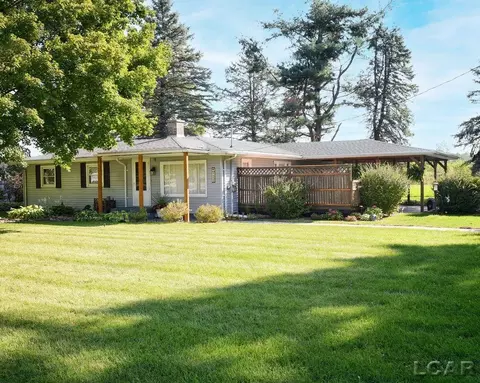 4489 S Adrian Hwy, Adrian, MI 49221