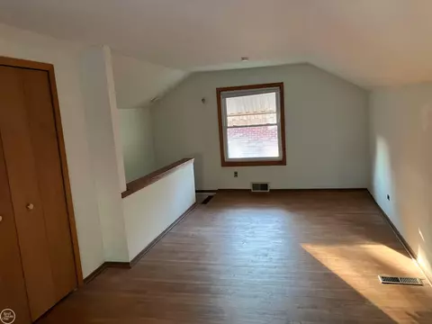 1694 Stanhope, Grosse Pointe Woods, MI 48236 photo 16
