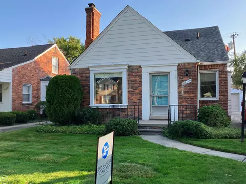 1694 Stanhope, Grosse Pointe Woods, MI 48236