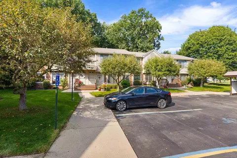27787 Harrison Woods #110, Harrison Township, MI 48045