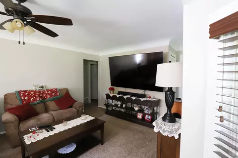 8136 E Lippincott, Davison, MI 48423 photo 6