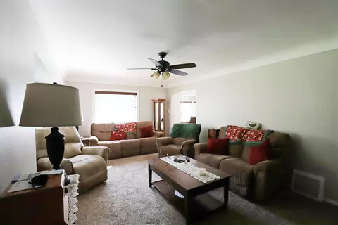 8136 E Lippincott, Davison, MI 48423 photo 4