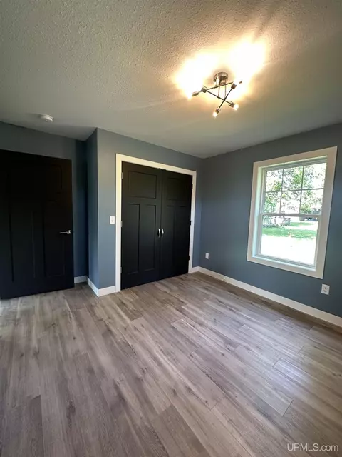 2108 S 18th, Escanaba, MI 49829 photo 27