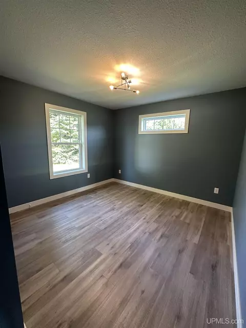2108 S 18th, Escanaba, MI 49829 photo 26