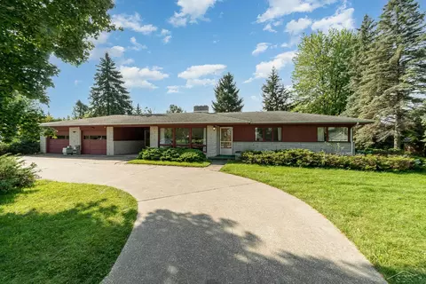817 Midland, Auburn, MI 48611
