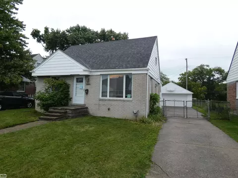 25254 Mackinac, Roseville, MI 48066